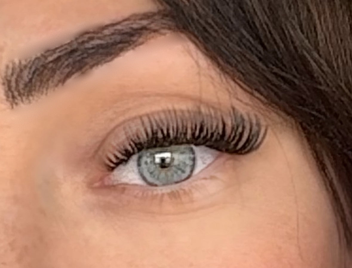 Kit d’Extension de cils à appliquer soi-même (DIY)
